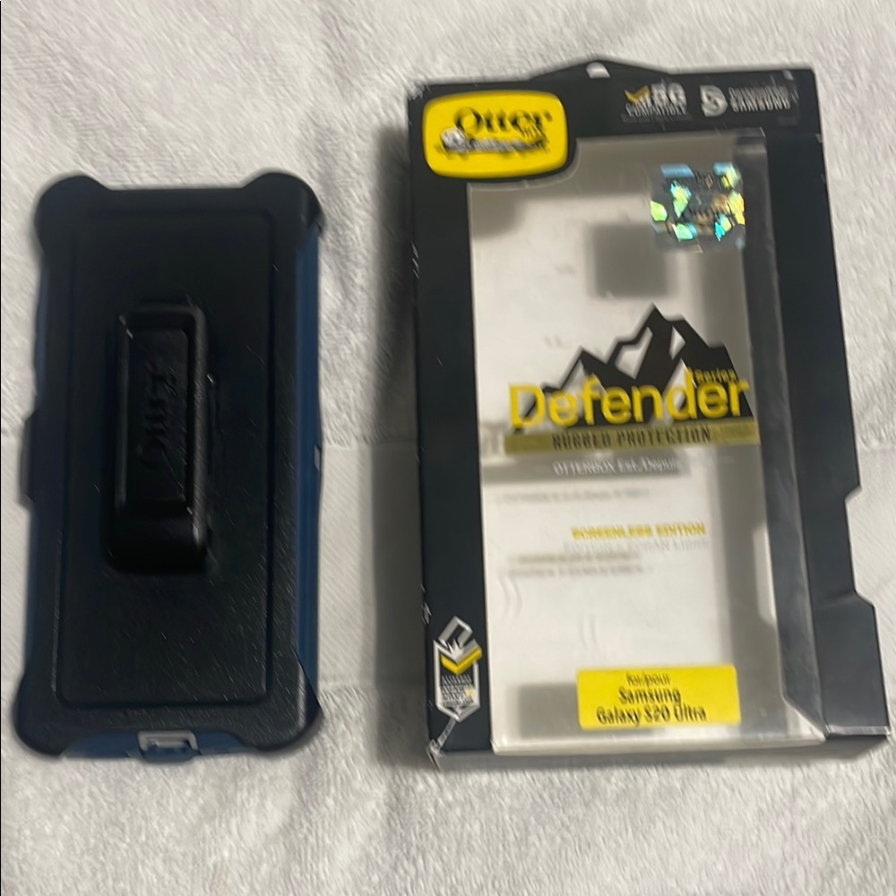 OtterBox Defender Series Case for Samsung Galaxy S20 Ultra - Black